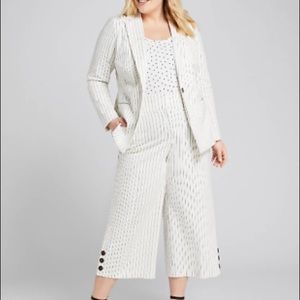 NWT LANE BRYANT STRIPE HIGH RISE BUTTON HEM WIDE LEG CROP PANTS sz 18